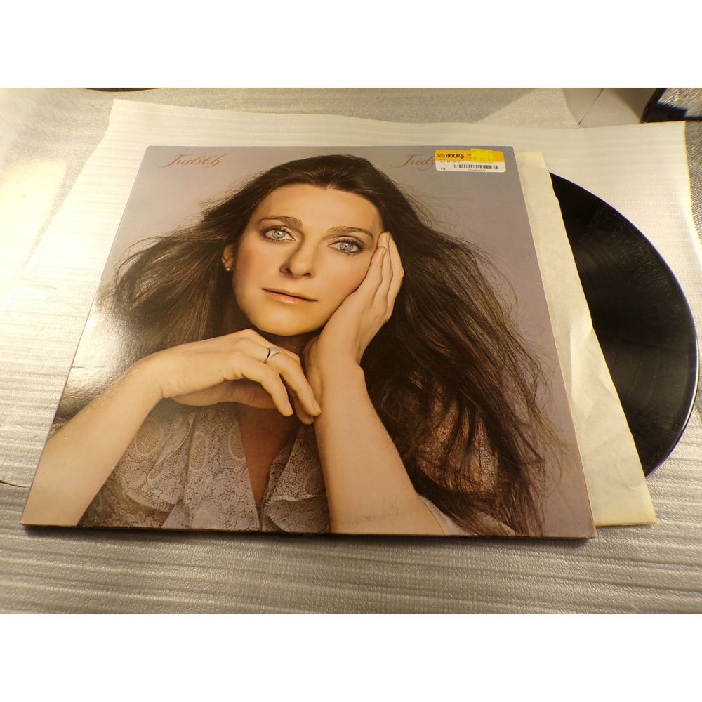 Judy Collins Judith Vinyl LP Record 1975 Elektra 6E-111 Send In The Clowns Folk